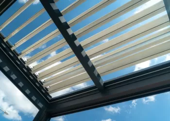 Bioklimatik Pergola Sistemi Nasıl Çalışır?